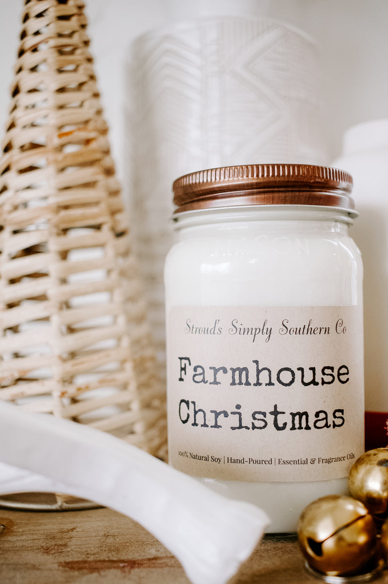 16oz Farmhouse Christmas Scented Candle