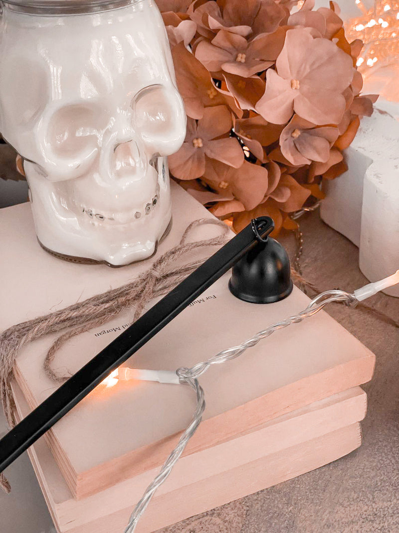 Skull Candle for Halloween Chic Decor