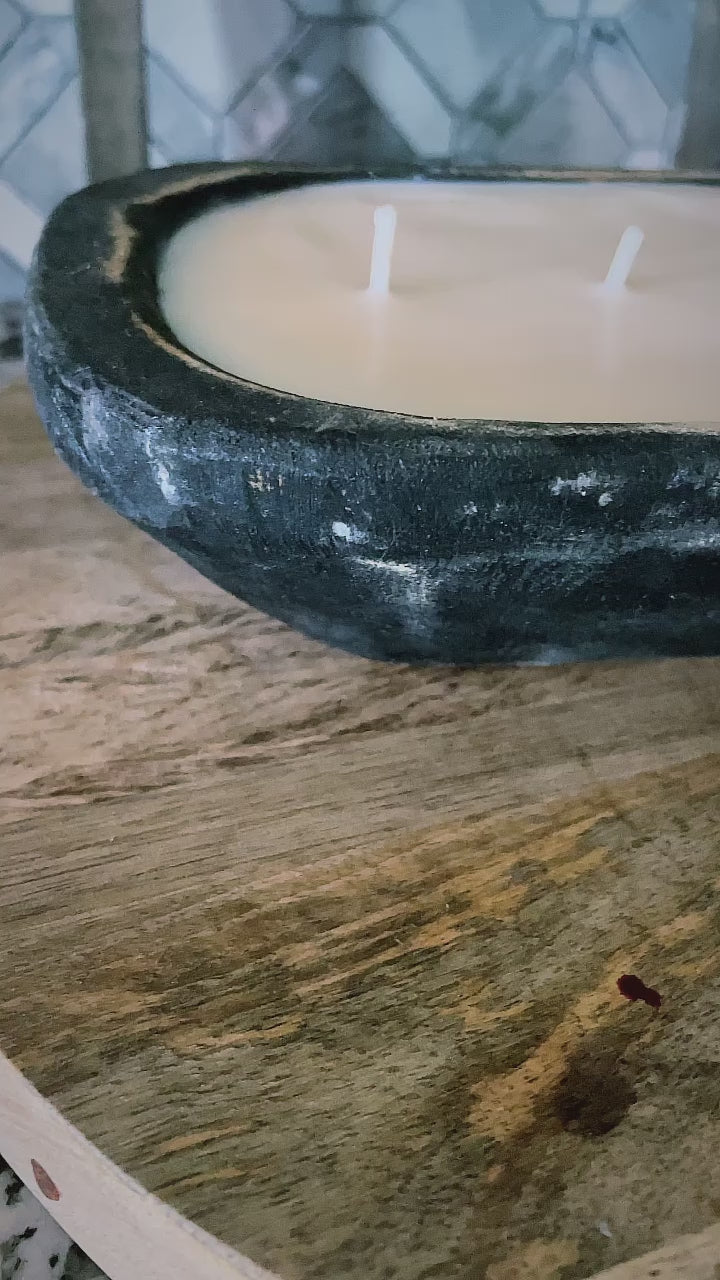 Classic Modern Black Dough Bowl Candle